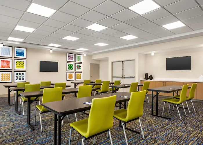 Holiday Inn Express & Suites - Ukiah By Ihg
